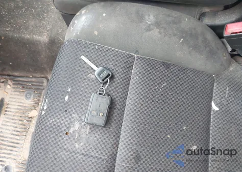 2014 Chevrolet Silverado 1500 1Lt from USA, damaged, VIN 1GCRCREC1EZ339035